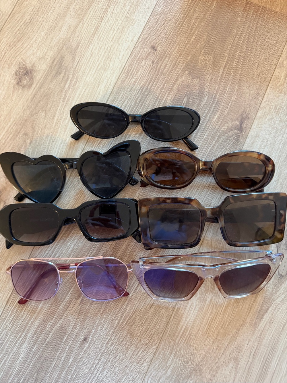 Assorted Women's Sunglasses Pack - Black, Tortoiseshell, Clear, Purple Lenses